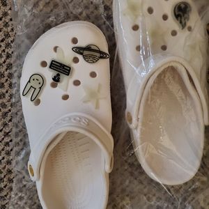 New Bad Bunny Crocs W9 M7